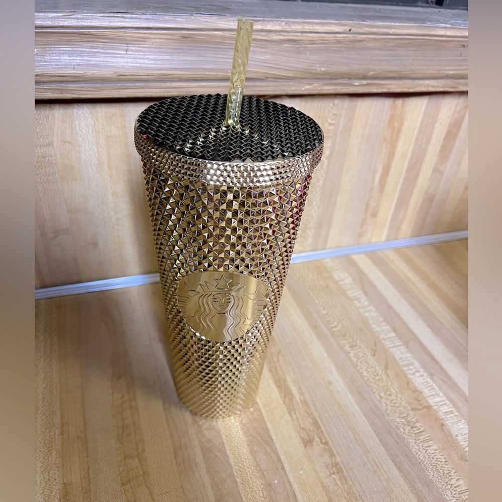 Starbucks Christmas limited edition tumbler. Excellent used condition.